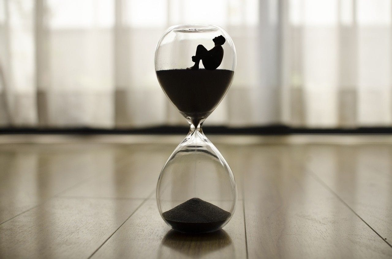 Trece timpul 1 Trece Timpul
